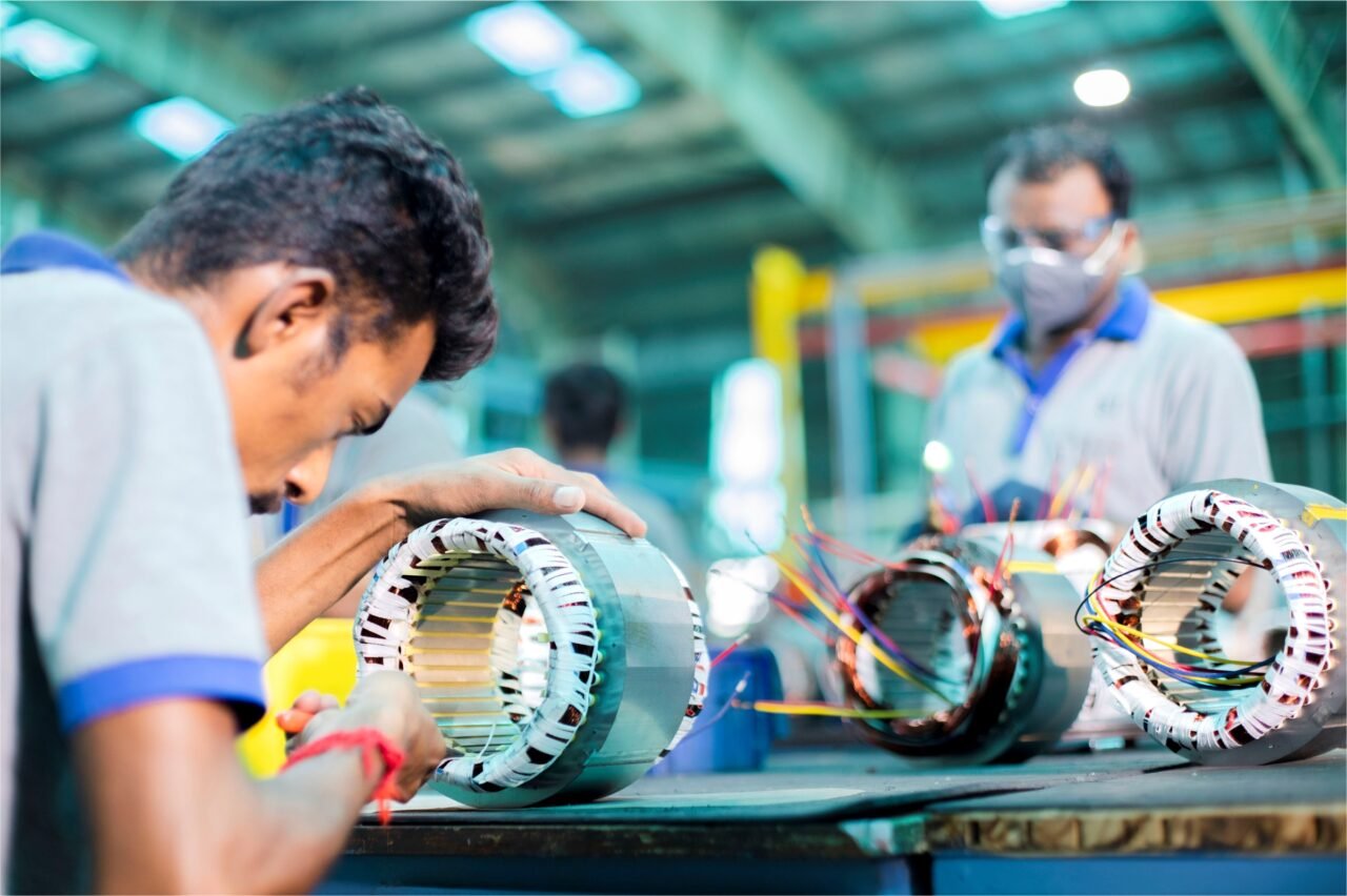 03_Who we are 676 x 450.jpg